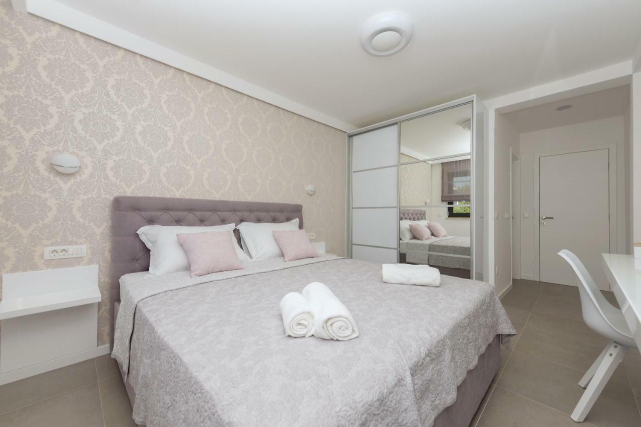 Villa Vid Apartments - Makarska Exklusiv Kültér fotó
